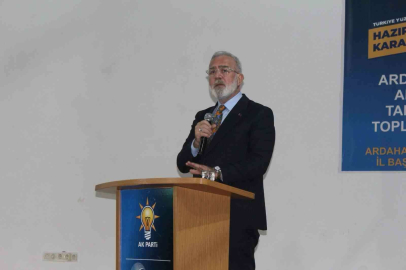 Ak Parti Ardahan’da Belediye başkan adaylarını tanıttı