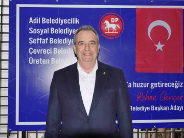 Ayvalık’ta CHP’den aday gösterilmeyen eski başkan Gençer, DP’den aday oldu