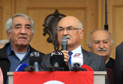Mersin’de Alevi dernekleri CHP’li Başarır’ı protesto etti
