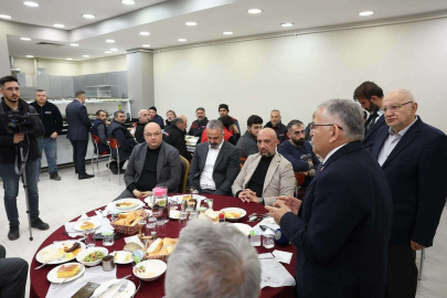 Başkan Büyükkılıç: "Bu belediye sizin, bu şehir sizin, bu bütçe sizin"