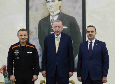 Cumhurbaşkanı Erdoğan, Türkiye’nin ilk astronotu Gezeravcı’yı kabul etti