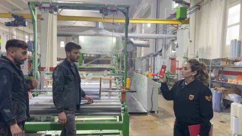 Kadın jandarmalardan erkeklere ‘KADES’ eğitimi