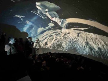 Alper Gezaravcı ilham oldu: Öğrenciler planetaryumda uzayı keşfetti