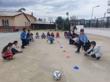 Aydın’da minikler, sporu yaşam tarzı haline getiriyor