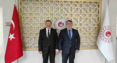 Rektör Özölçer’den Köse ve Öztürk’e hayırlı olsun ziyareti