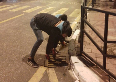 Büyükşehir ve MASKİ gece boyunca yağış mesaisindeydi