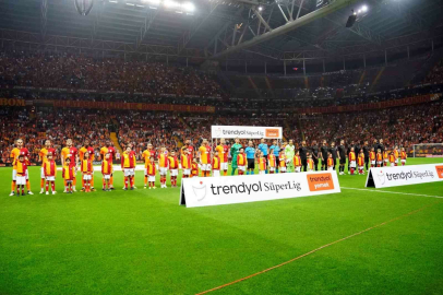 Trendyol Süper Lig: Galatasaray: 1 - Hatayspor: 0 (Maç devam ediyor)