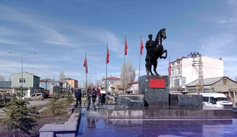 Arpaçay Belediye’den bahar temizliği