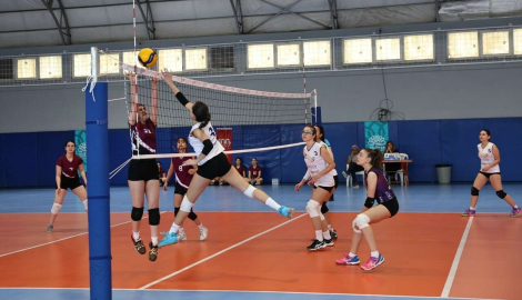 Nilüfer Uluslararası Spor Şenlikleri heyecanlı müsabakalara sahne oluyor