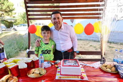 Başkan Arı’dan minik Poyraz’a doğum günü sürprizi