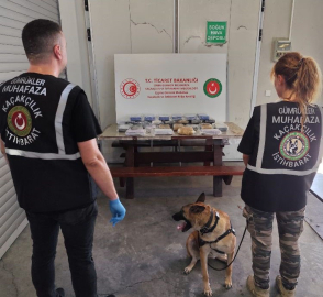 Çeşme Gümrük Muhafaza’dan tarihi uyuşturucu operasyonu