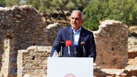 Kültür ve Turizm Bakanı Ersoy: "Geleceğe Miras Projesi ile tarihimizi yeniden canlandırıyoruz"