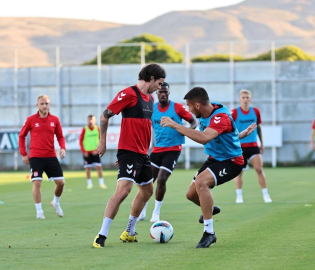 Sivasspor günü çift idmanla tamamladı
