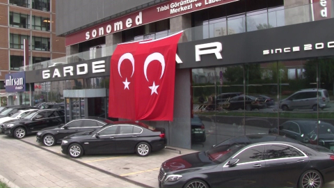 Ataşehir’de galeri kurşunlandı, olay anı kamerada