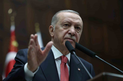 Cumhurbaşkanı Erdoğan: "Şiddete sıfır tolerans ilkesi ile mücadelemizi devam ettireceğiz. Kadınlarımızdan gönüllerini ferah tutmalarını özellikle istiyorum."