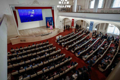 TBMM Başkanı Kurtulmuş: "Mesele herkesin tartışmanın bir parçası olduğu ve ortaklaşa mutabakatın ortaya çıktığı bir anayasa yapım sürecinin gerçekleşmesidir"