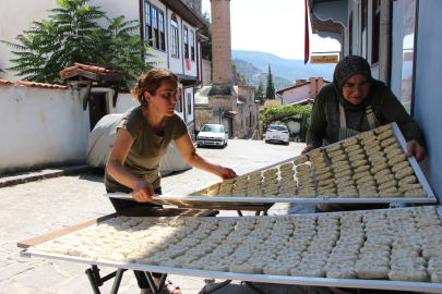 Amasya'da tescilli ‘sıkma tarhana' sezonu başladı