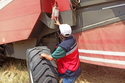 Kütahya’da hububat hasat kontrolleri devam ediyor