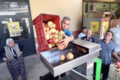 Mersin, Nar Makinesi Desteğiyle Üreticiye Büyük Kolaylık Sağladı