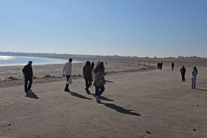 Arin Gölü, Kuraklık Nedeniyle 200 Metre Çekildi