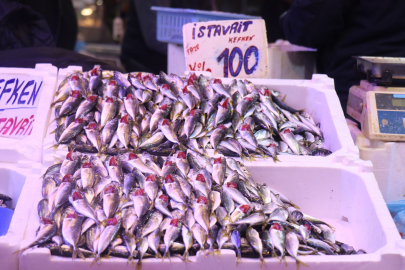 Tezgahlar istavritle doldu fiyatlar dibi gördü