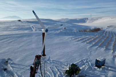 Ata mesleğini yaşatıyor rüzgârgülü imal ediyor