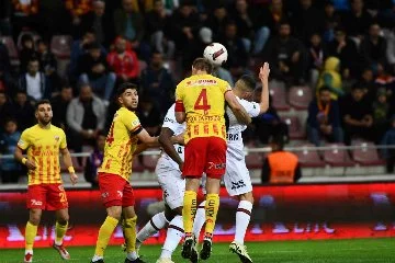 Trendyol Süper Lig: Kayserispor: 2 - Fatih Karagümrük: 2 (Maç sonucu)